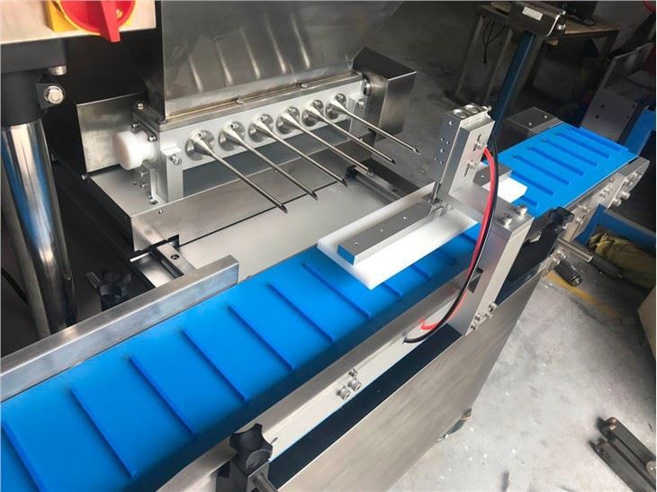 Bread Jam Filling Cream Injecting Machine