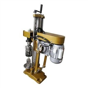 Máquina de tampar garrafas