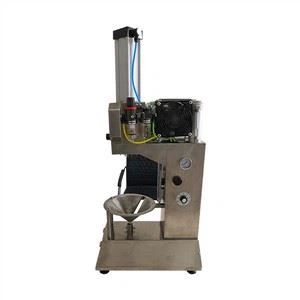 Máquina de descascar coco macio