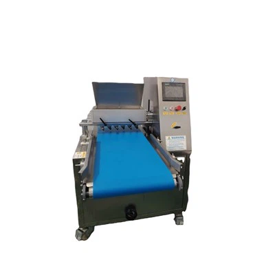 Máquina depositadora de massa de bolo