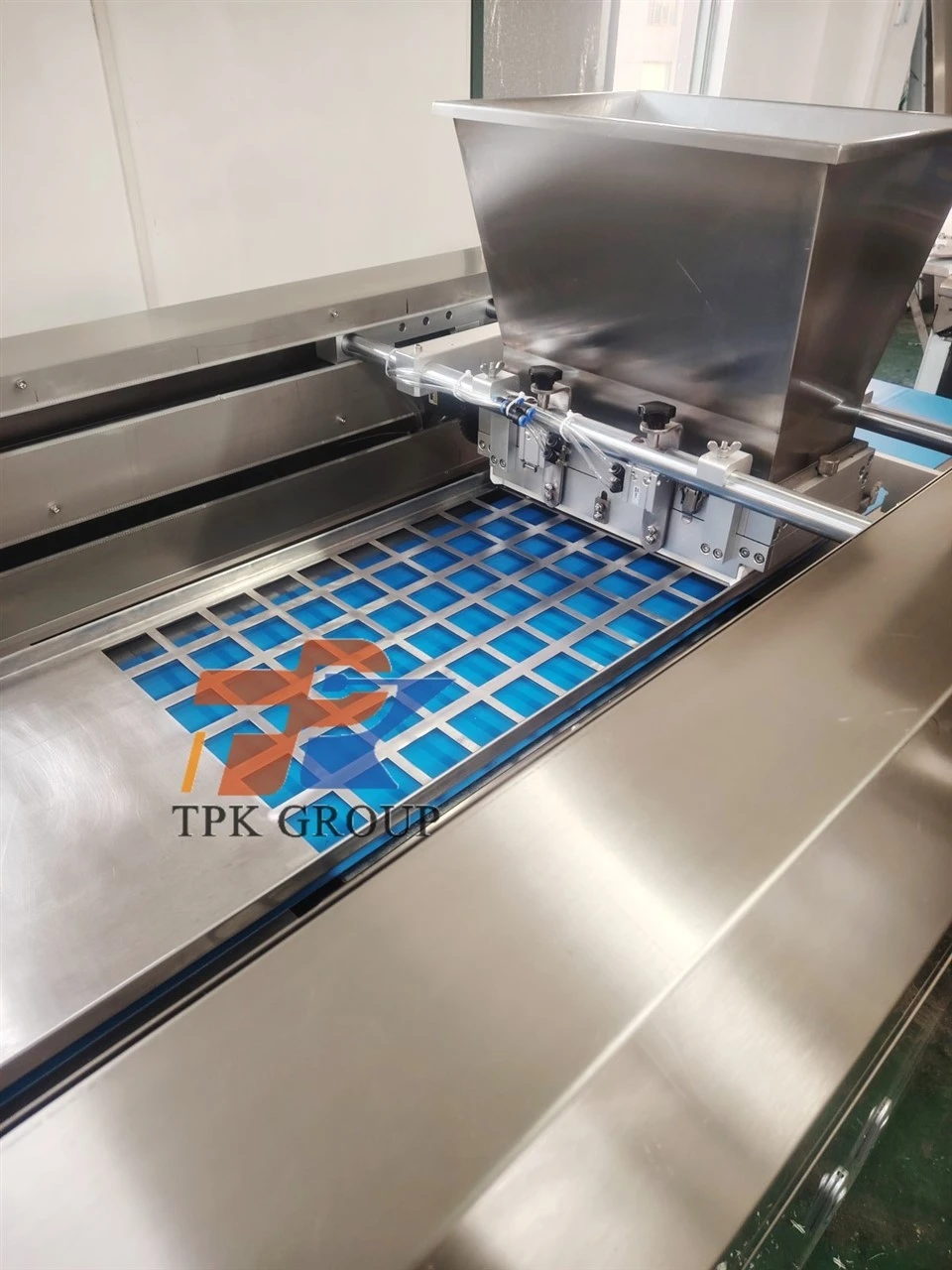 Thin Cracker Making Machine (4)